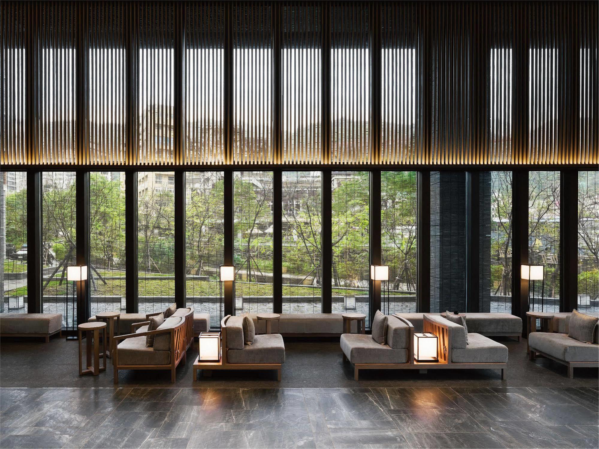 礁溪晶泉丰旅 Wellspring By Silks Jiaoxi Exterior foto The lobby of the hotel