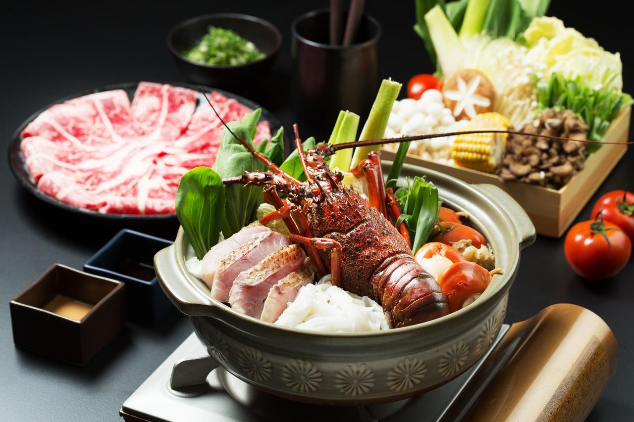 礁溪晶泉丰旅 Wellspring By Silks Jiaoxi Exterior foto A hot pot with lobster